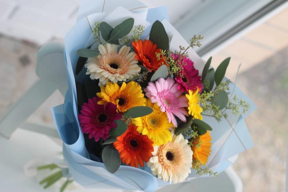 Букет цветов из: Герберы в Зюкайка