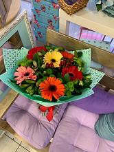 Букет цветов из:  Герберы, Хризантемы и Альстромерии #REPLACE_PRED# Зюкайка