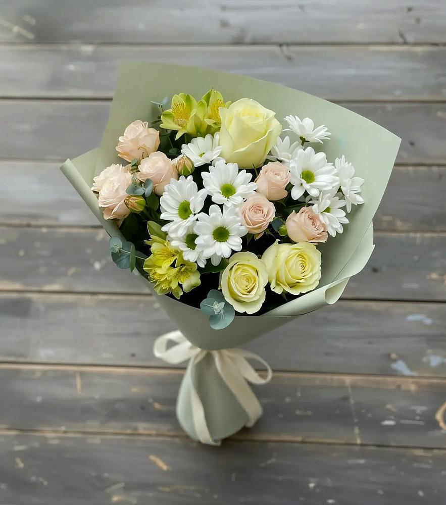 Букет цветов из: Альстромерии, Розы и Хризантемы в Зюкайка