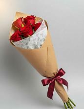 Букет цветов из:  Розы в Зюкайка