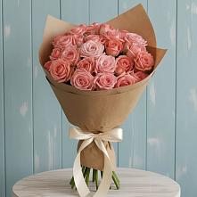 Букет цветов из:  Розы в Зюкайка