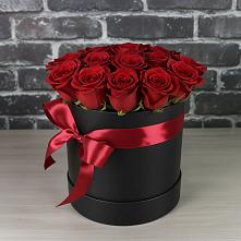 Цветочная композиция из Розы в шляпной коробке #REPLACE_PRED# Зюкайка