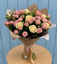 Букет цветов из:  Розы в Зюкайка