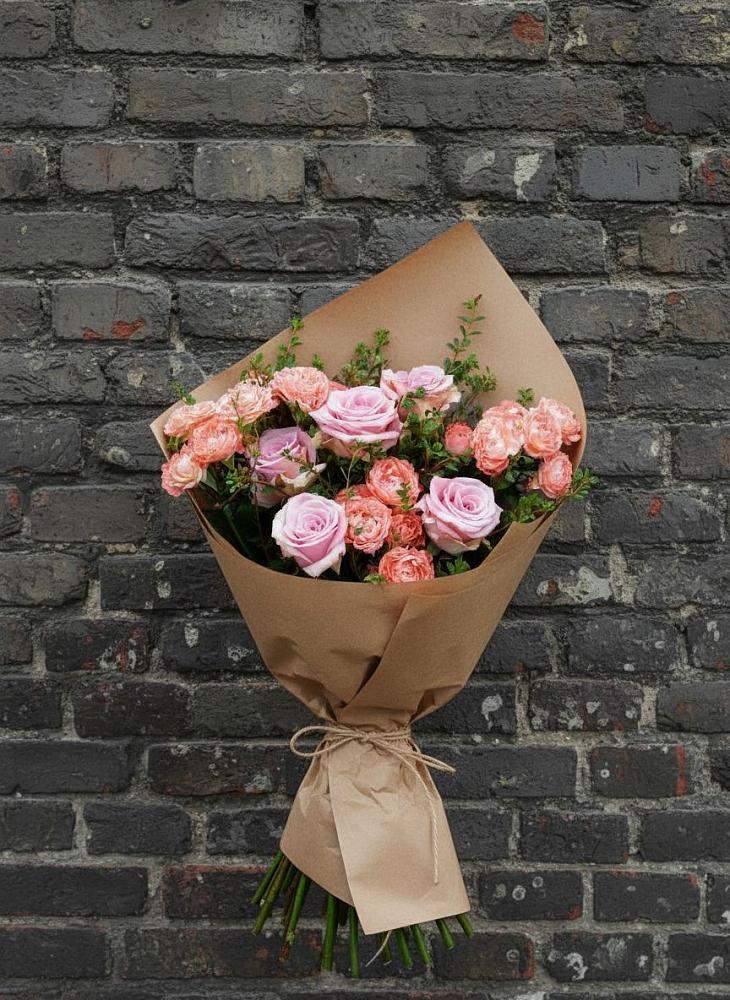 Букет цветов из: Розы в Зюкайка