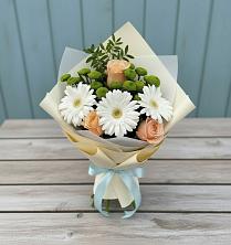 Букет цветов из:  Герберы, Розы и Хризантемы в Зюкайка