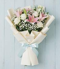 Букет цветов из:  Лилии в Зюкайка
