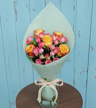 Букет цветов из:  Розы в Зюкайка